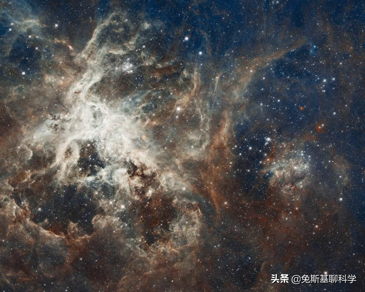 宇宙中已知最亮的恒星有多亮？把它放在比邻星那里，地球没有黑夜