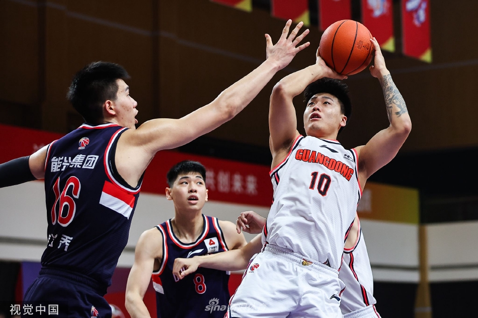 cba赵睿为什么没得上场（广东队3消息：雪藏赵睿事出有因，胡明轩打出代表作，徐杰被表白）-华海博客