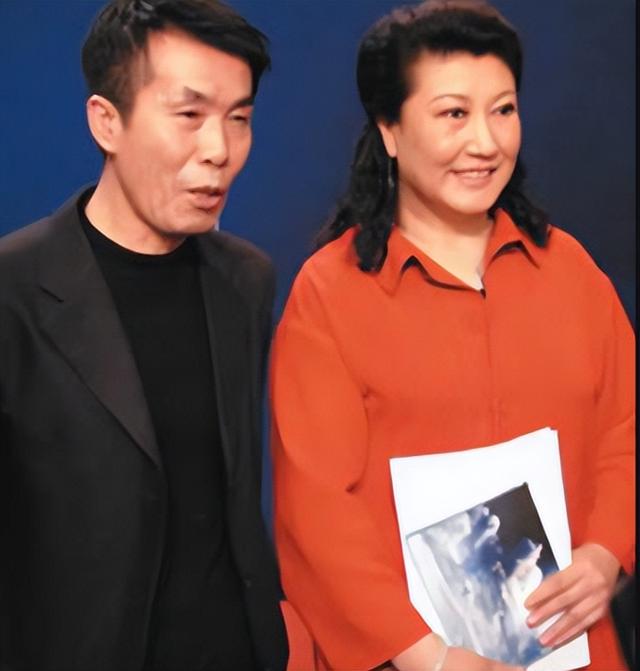 演员高秀敏,去世17年后,何庆魁回妻子身边,女儿的坚持让人泪目