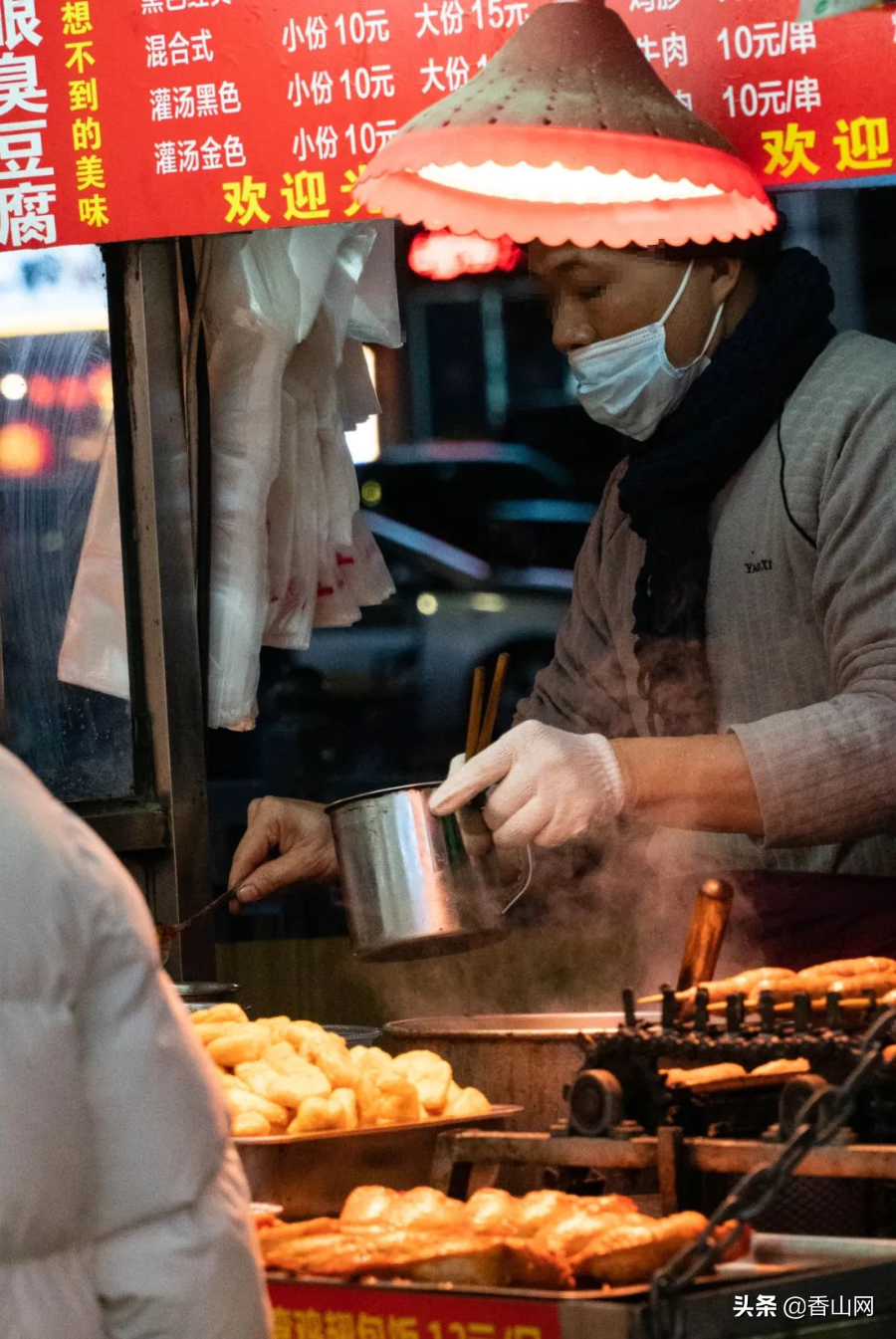 珠海最著名美食一条街（越来越火爆，你没见过的网红夜市）