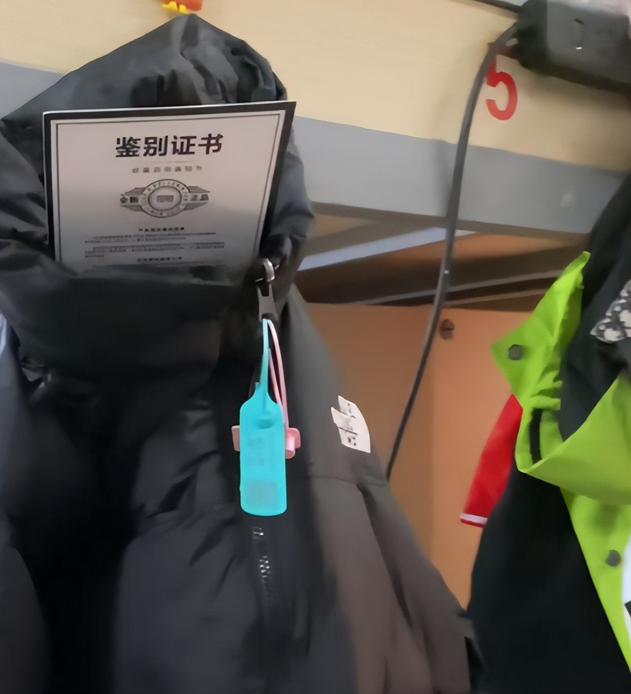 大学生的“攀比心理”有多重？男生晒寝室现状，网友不禁感叹