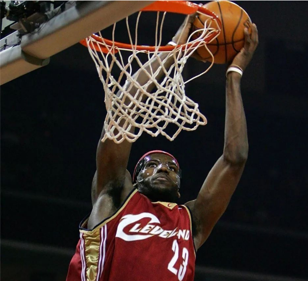 阿朗佐·莫寧的腎（NBA十大鐵人，現役第一人、歷史第一人上榜，第一百年難遇神人）