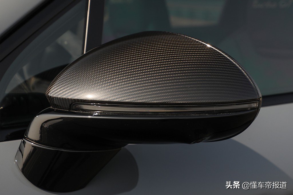 新车｜纽北SUV“圈速王”保时捷Cayenne Turbo GT静态解析
