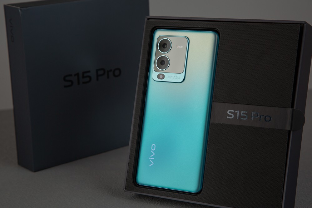 vivo S15 Pro首发评测：沿袭影像基因，双芯全能旗舰