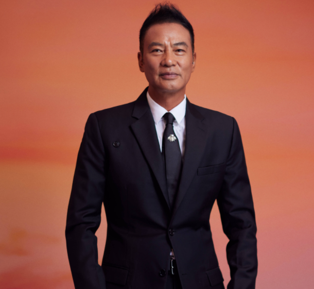 香港著名演员任达华:曾因爱不要孩子,50岁看到女儿时泪流满面