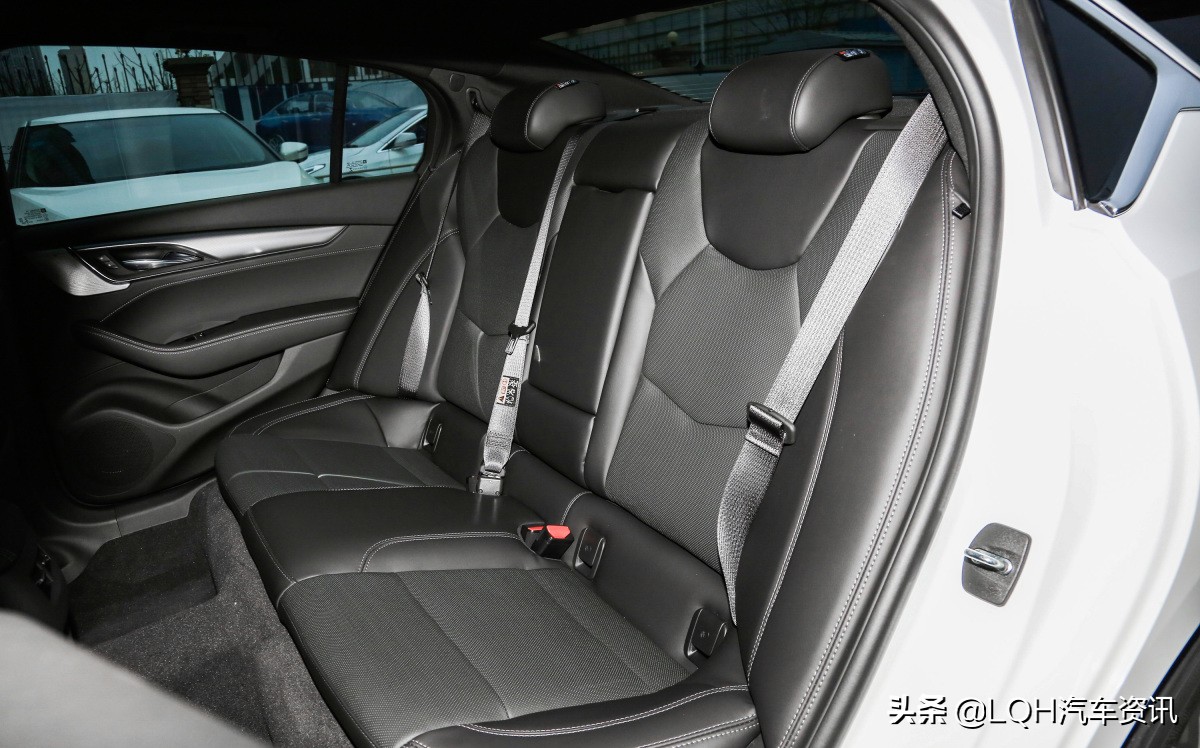 “美系豪华VS德系豪华”，凯迪拉克CT5和奥迪A4L，选谁更好呢？