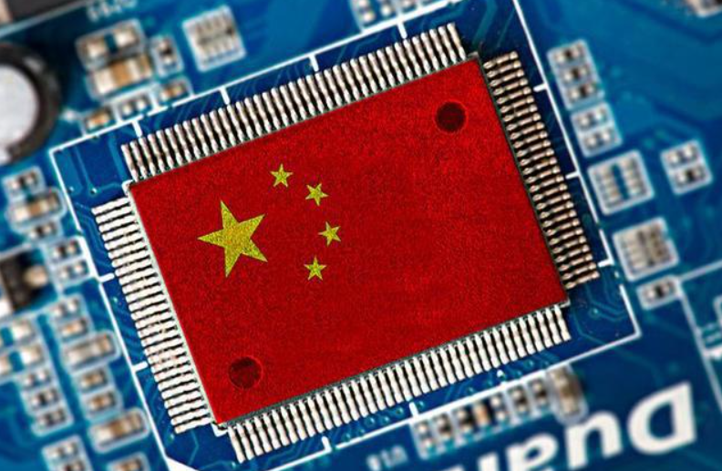 破局的关键，中美现在其实都在赌，赌谁可以率先完成产业升级！