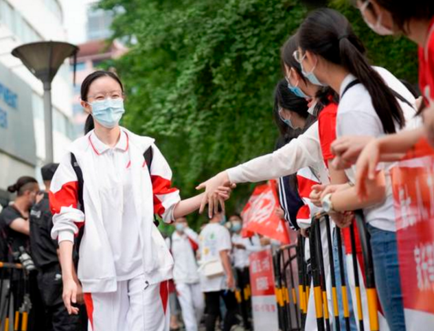 2022热门专业推荐，“学前教育”仍是万金油，450分考生的最爱？