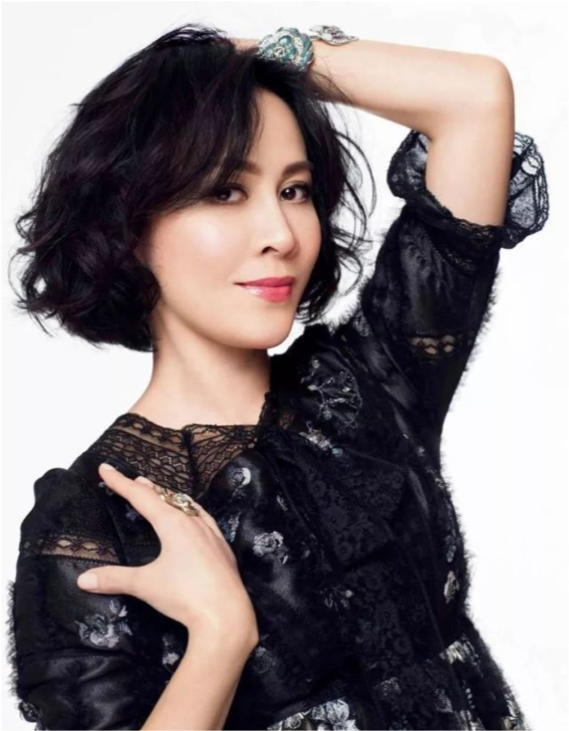 刘嘉玲东周刊事件刘嘉玲东周刊有几张照片