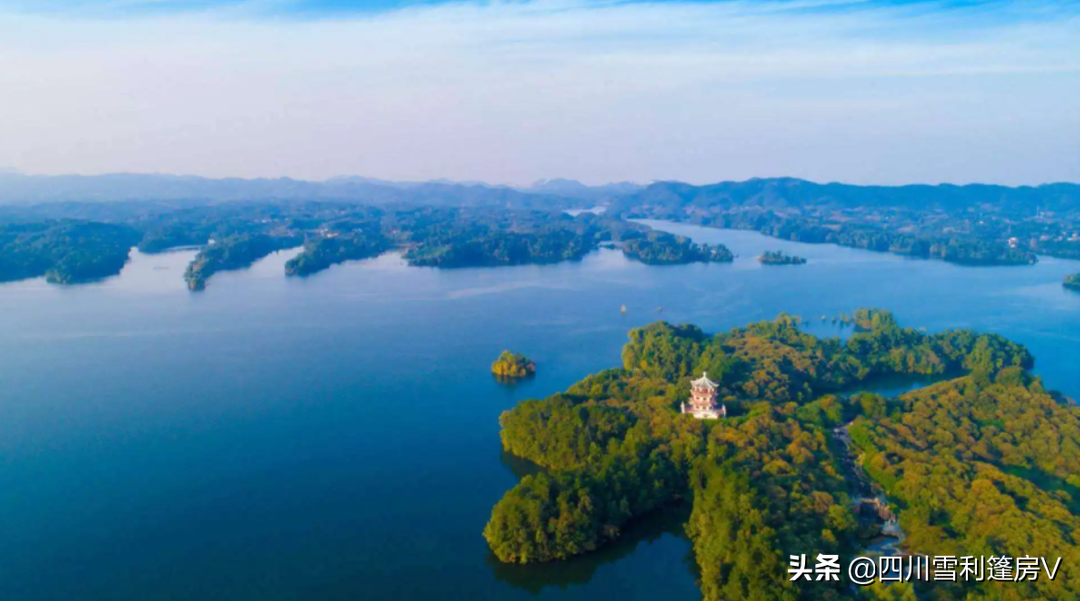 逃离城市喧嚣，住进风景里——打造野奢风帐篷酒店