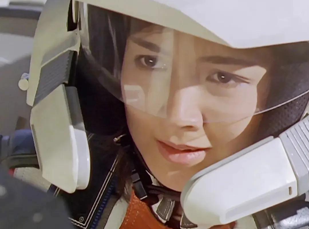 电视剧丽娜(《迪迦奥特曼》丽娜的扮演者吉本多香美)