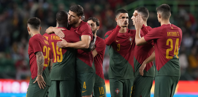 2021年欧洲杯葡萄牙队图片(C罗真老了！曼联无他表现更好，葡萄牙也重组 赢球，4-0世界劲旅)