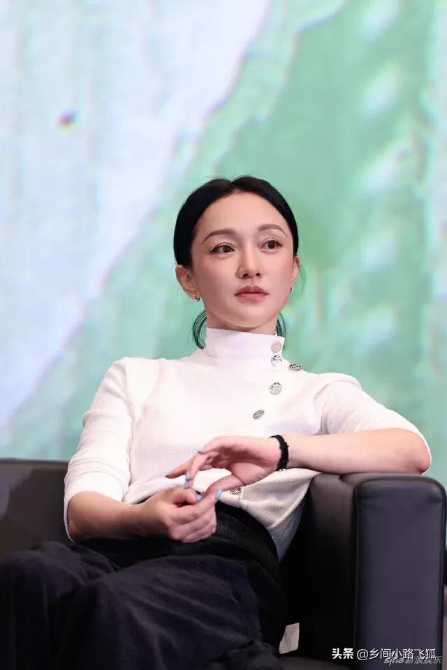 周迅出席青葱计划主题影展 分享《生死劫》创作心路