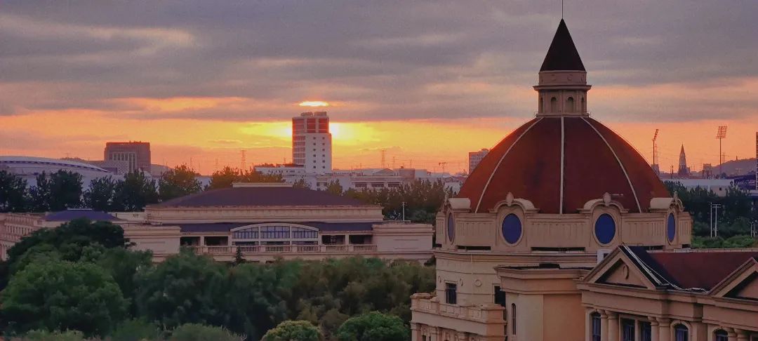 【速看汇总】上海外国语大学2022年招生专业全纪录！