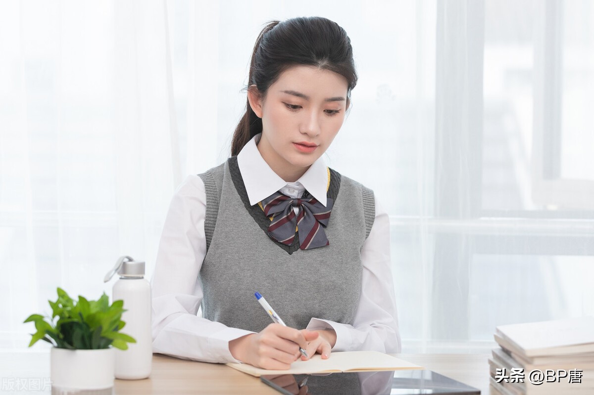 最开始什么都不会怎么打篮球（人人自媒体的时代，如何迈出写作的第一步？）-趣拿体育