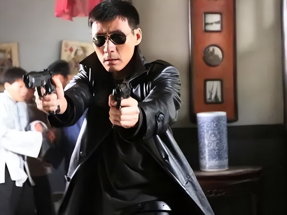 在这期间,钱雁秋又开始筹划《神探狄仁杰》.