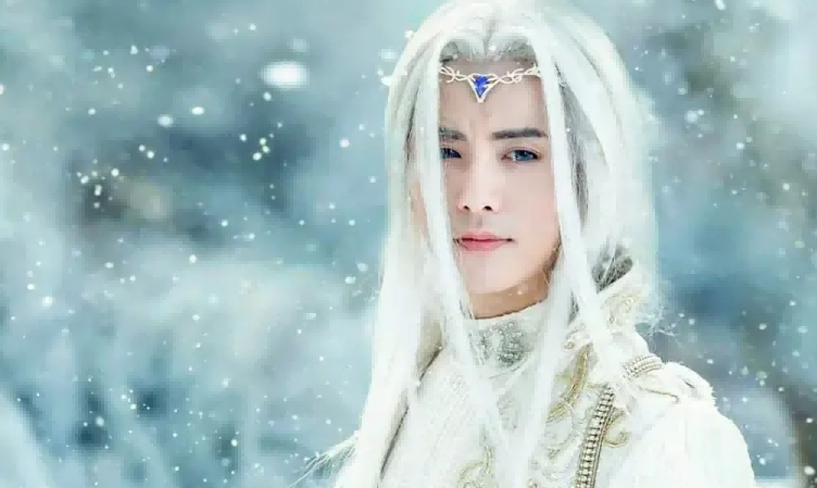 明明有1米8的大高个，但看起来很“矮”的12位男星，个个让人意外