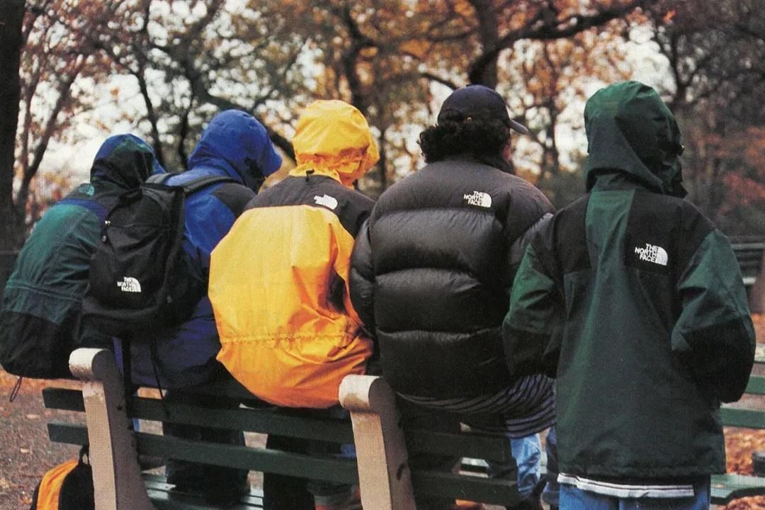 十大知名羽绒服品牌盘点：北面等国际大牌领衔冬季保暖装备
