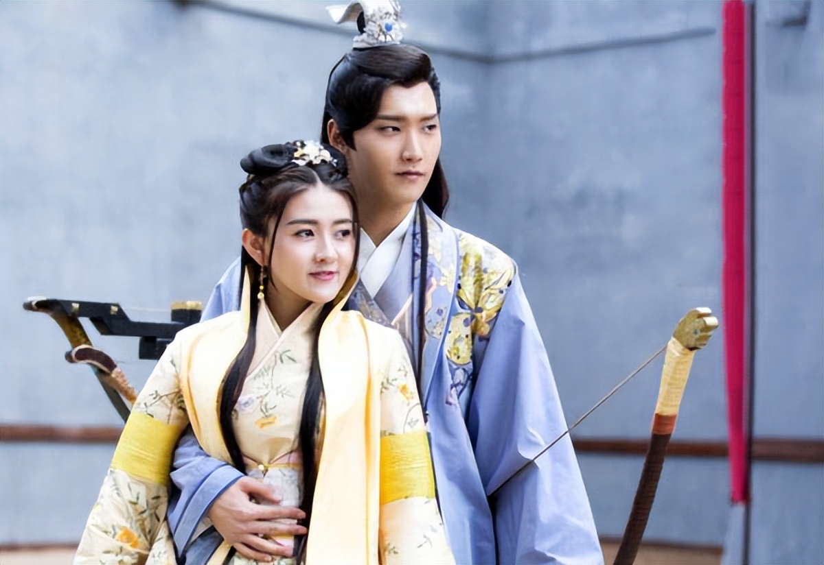 个个鹤立鸡群，却烦恼“长太高”，这10位男星的身高太不懂事