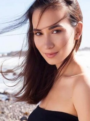 8位异域风情的混血女星，有人幸福美满，有人情路坎坷