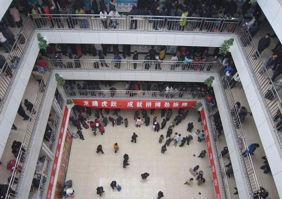 最新国内前20高中排名出炉，升学率让人羡慕，衡水中学无缘榜首