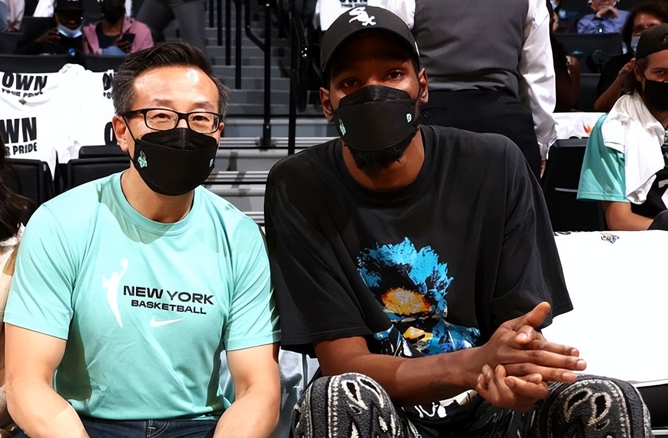 nba篮网vs湖人最新(KD一句话，篮网反超湖人！NBA第一人换了，杜少上位已经取代詹皇)