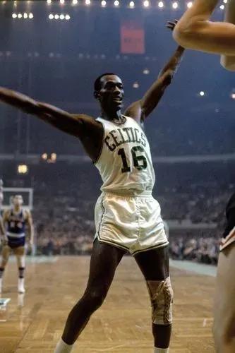 哪些球队是最后加入nba（NBA联盟的发展历程，以及几只王朝球队和标志性球星）