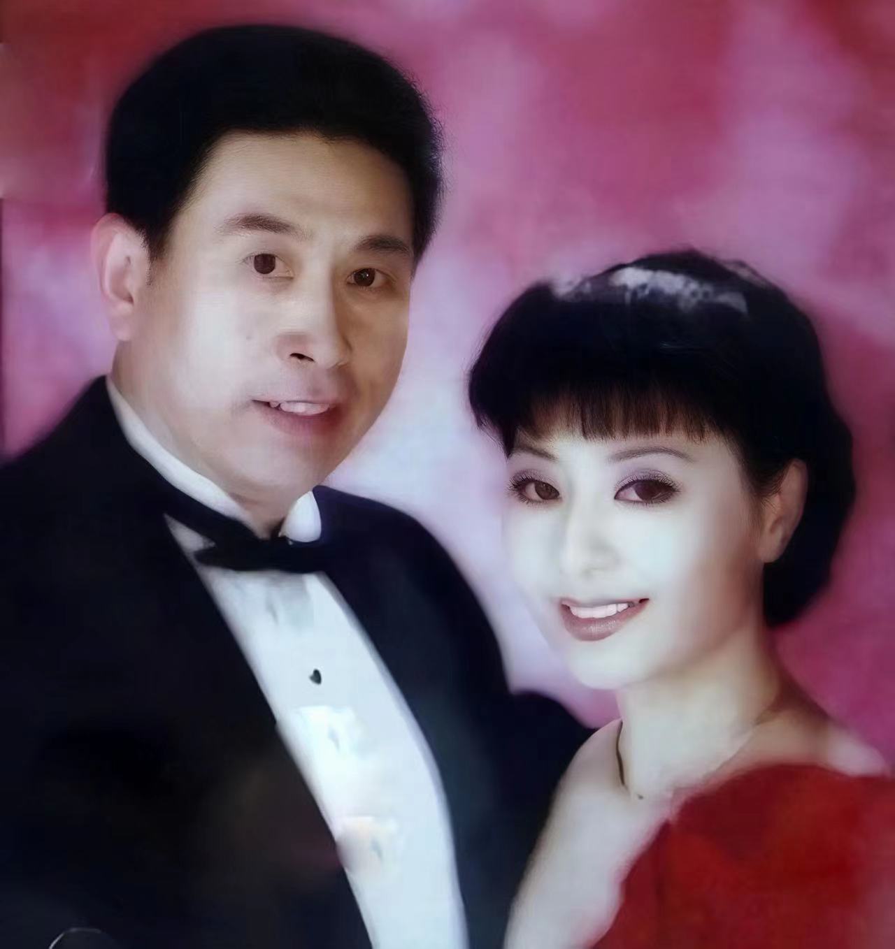 程志：與殷秀梅閃婚閃離，二婚再娶軍旅歌手王秀芬，現狀怎樣了？