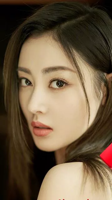 请欣赏40位明星独特灵秀的侧颜之美