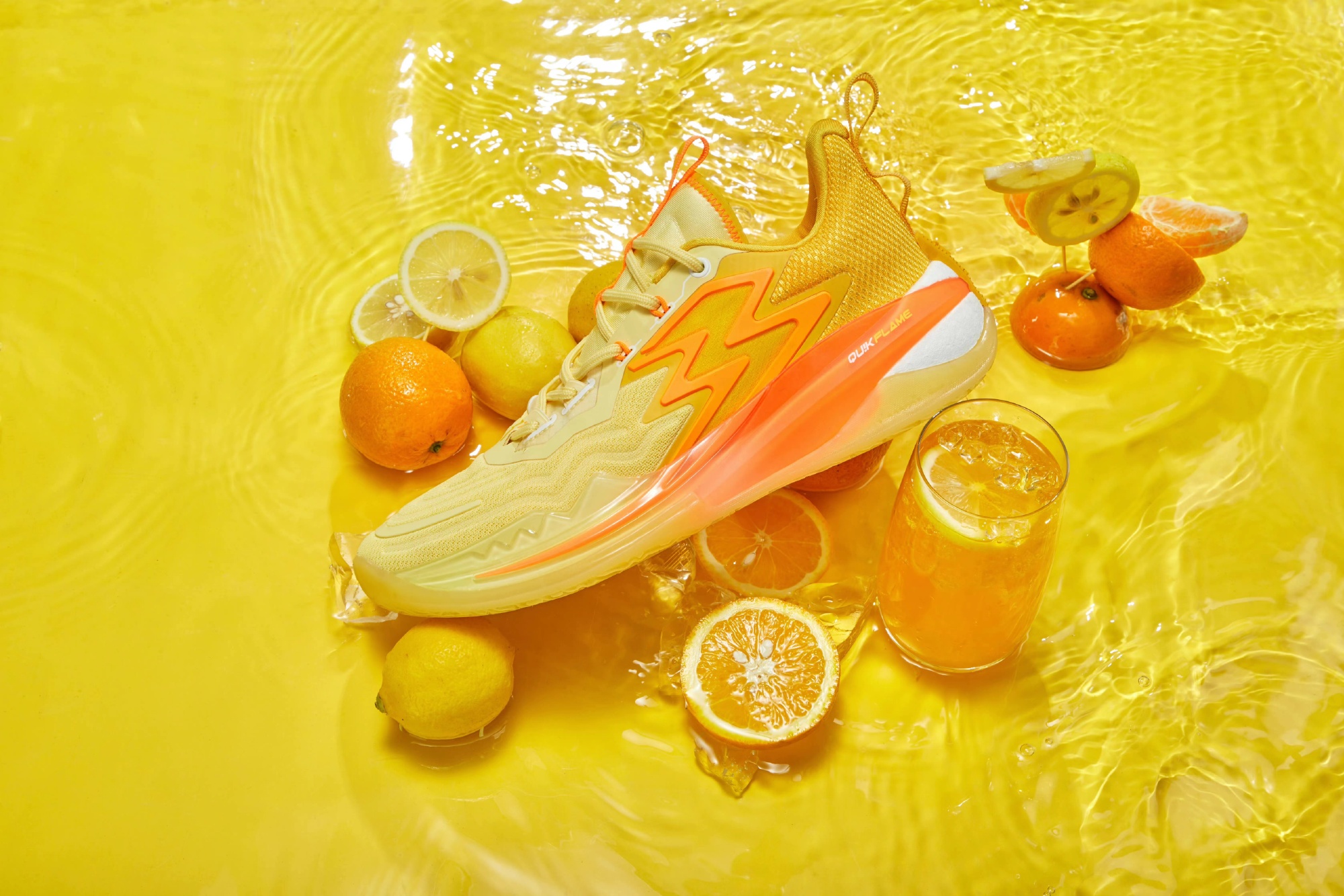 匹克和361篮球鞋哪个好（国产新品！匹克帕克4代回归，361度新鞋好帅，特步抄袭李宁驭帅？）