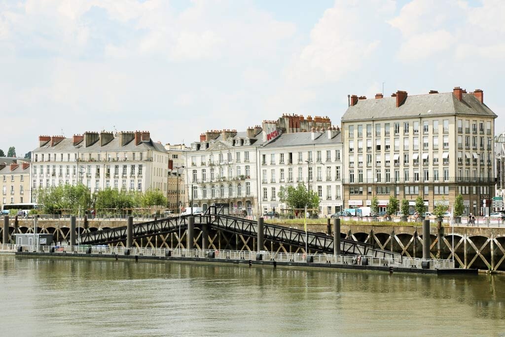 浪漫之国：法国最美丽的33个城市