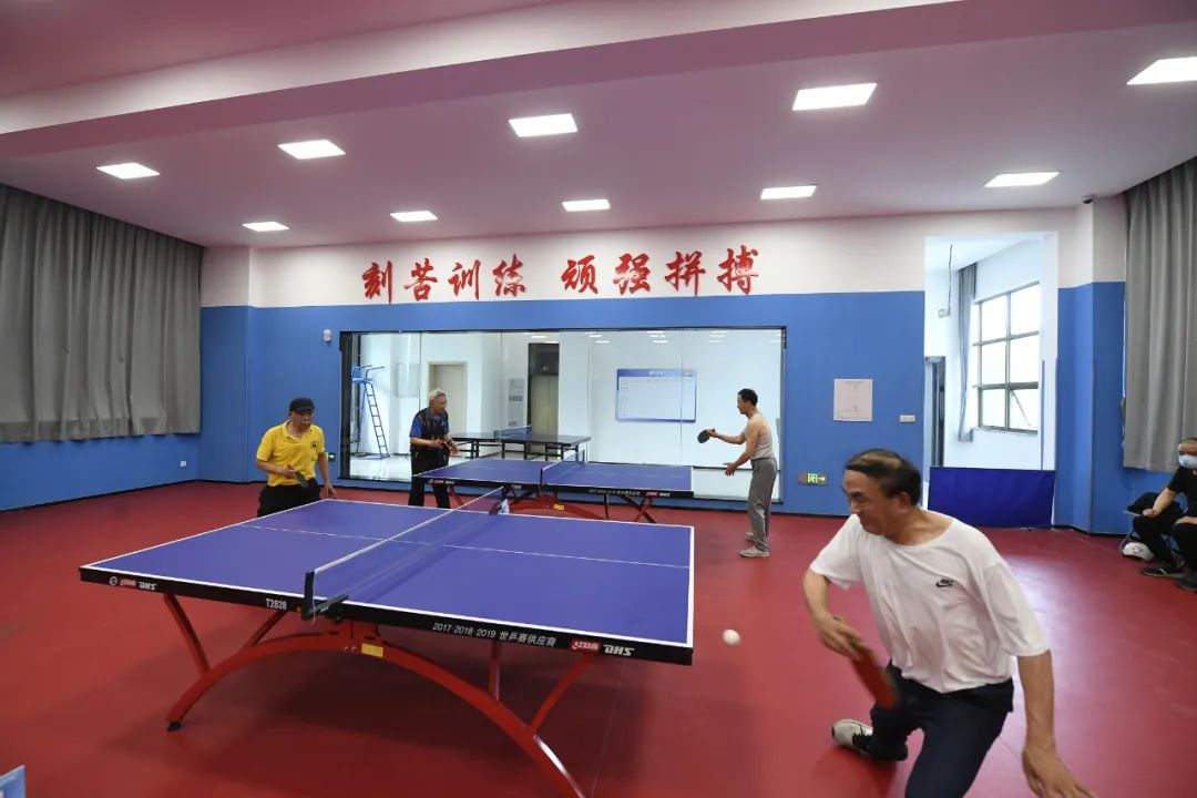 附近乒乓球群怎么找（杭州體育館工作日上午免費開放14塊乒乓球場地，快來預約）