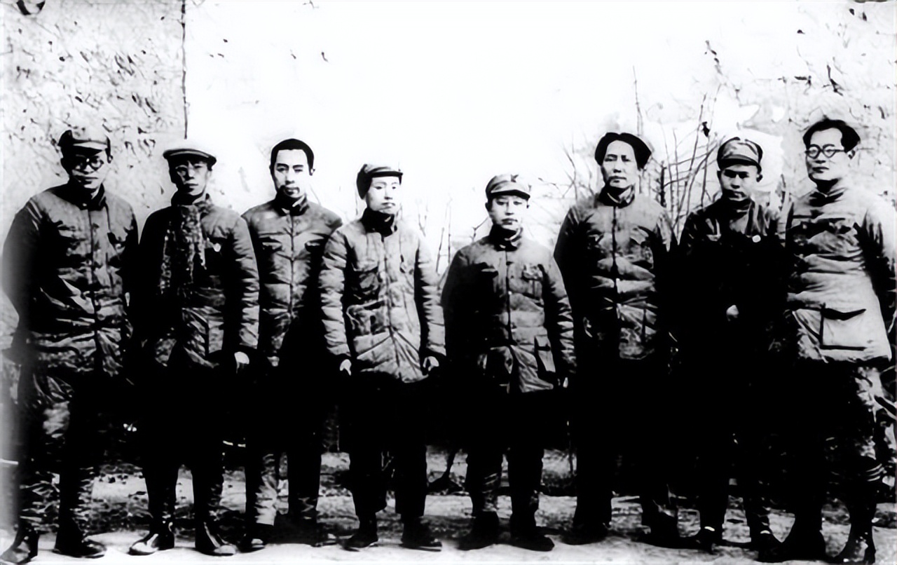 六大后、七大前实际主持中央工作的领导人是谁？