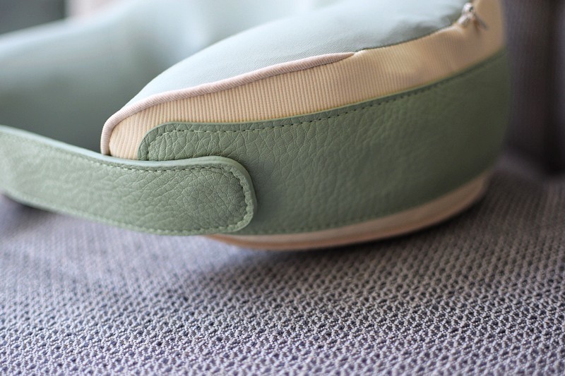 按摩热敷 舒适解疲 siaasoo象术颈椎按摩器