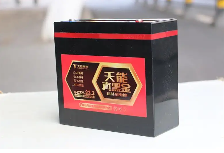 才知道，換一組質量好的電池到底需要多少錢？天能好還是超威好？