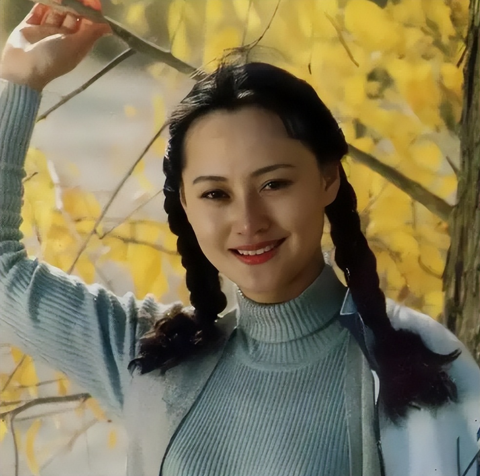 这10位女星，都曾是上戏校花，如今有人整容、有人被家暴