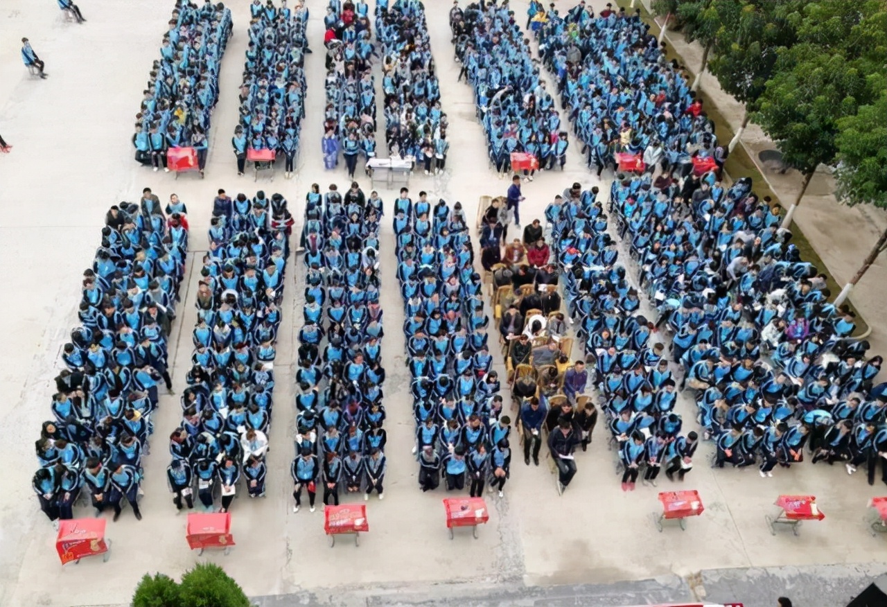 高考“百日冲刺”来临，学霸说出复习心得，教你如何脱颖而出