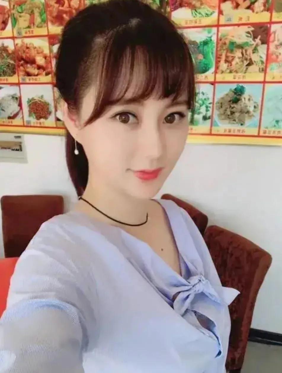 苏玉红扮演者(《乡村爱情》里逐渐边缘的角色:苏玉红北漂,陈艳楠变网