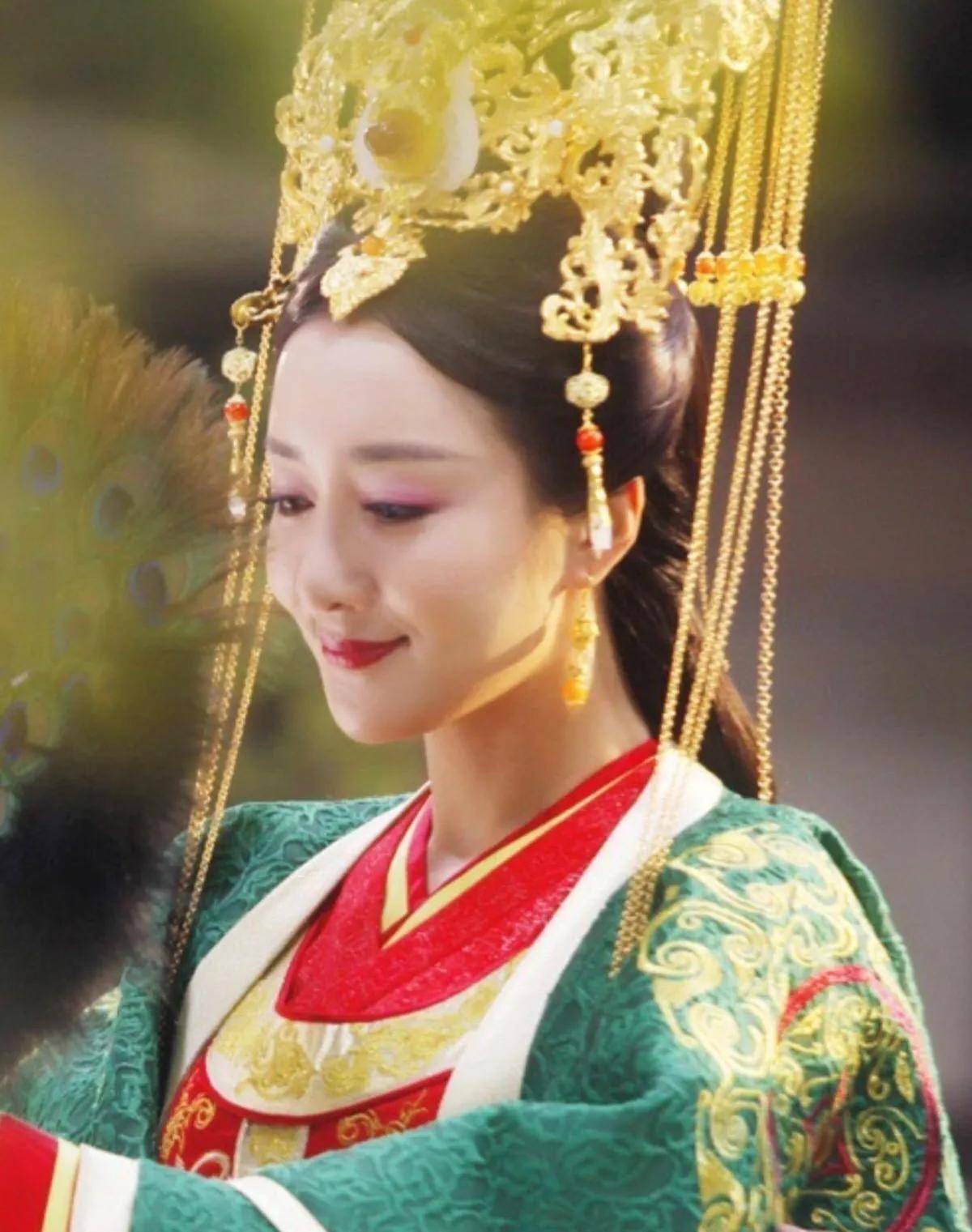 独孤信：最牛岳父，十大美男之一，三个皇后女儿，李渊是他亲外孙