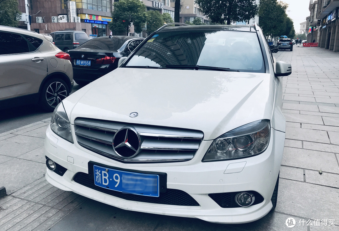 自吸+3.0 V6+后驱+旅行版+原装进口Mercedes，客官还要来点啥？