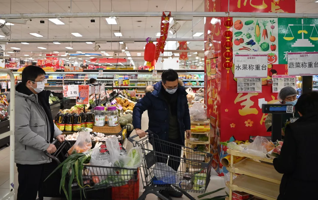面对多地疫情,“米袋子”“菜篮子”如何保供稳价?