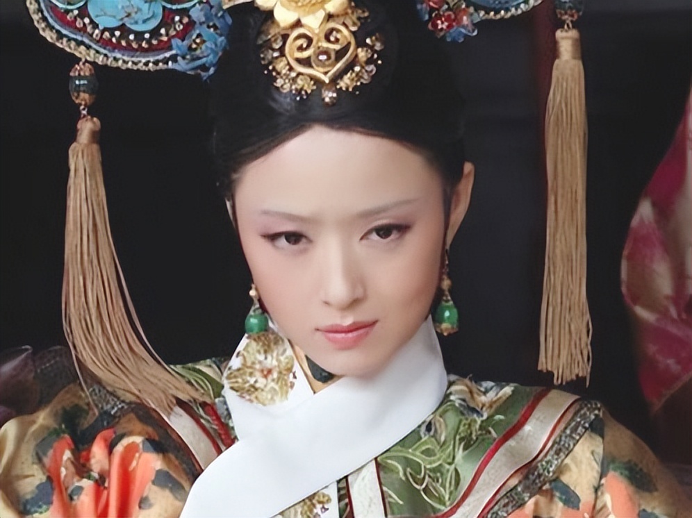 《甄嬛传》:从天黑等到天亮的华妃,她的"痴爱"皇上,太不简单