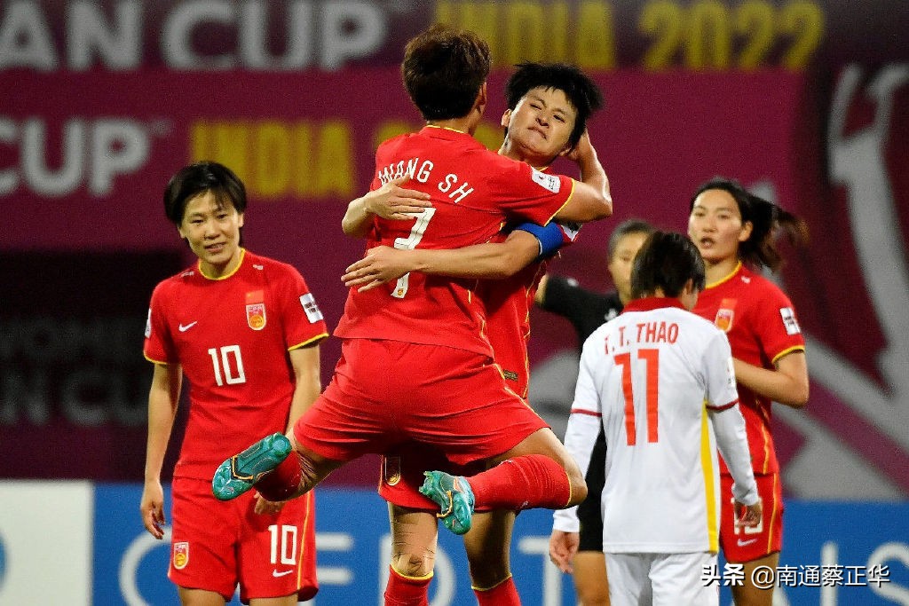 2月6日晚19点上演中韩大战（逆转翻盘！回顾中国女足亚洲杯夺冠之路）