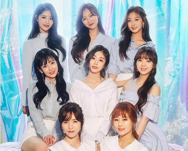 Lovelyz即使解散还要遭受如此待遇?;某女演员被爆毫无礼仪?