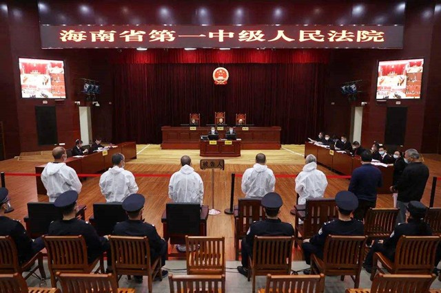 爸爸我起不来了，女童被打1小时身亡，恶父获刑12年，当庭不服