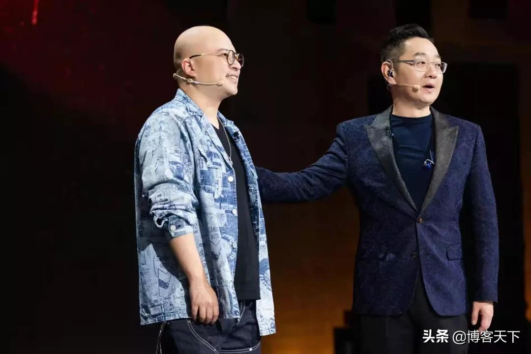 易小星：时代不一样了，缝纫机变成了电脑