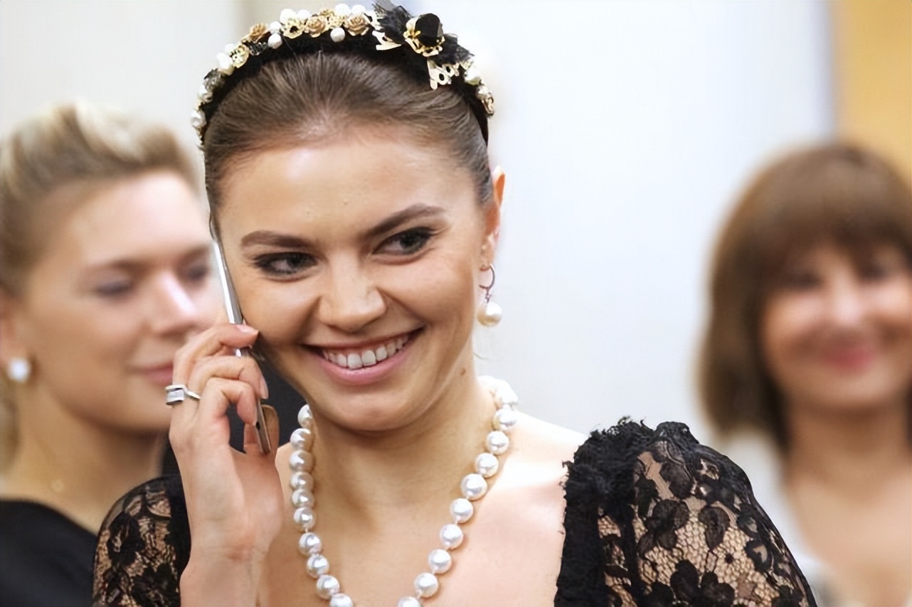 私生活惨遭泄露（外媒：70岁普京在私生活被泄露后大发雷霆，“他从未如此愤怒过”）