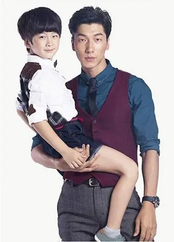 张亮：16岁辍学打工补贴病重父亲，31岁走红后到现在“无处可寻”