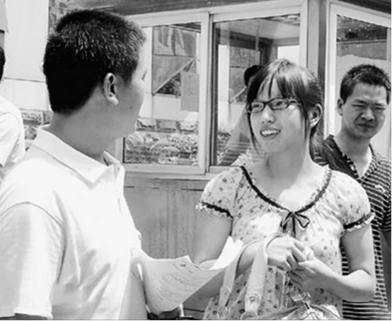 04年，湖南女生被冒名顶替上大学，顶替者父亲：认识我是你的荣幸