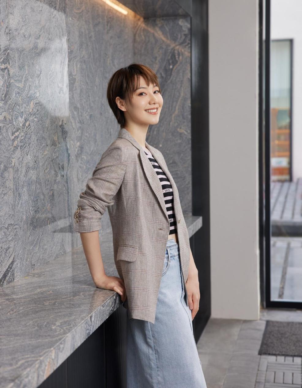 主持工作(女主持王冠:二度离开央视,深陷桃色绯闻,如今咋样了?